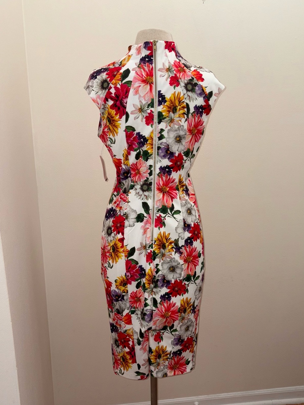 Alexia Admor NEW Floral Cap Sleeve Midi Dress Size Medium Cocktail Vacation - Picture 5 of 16